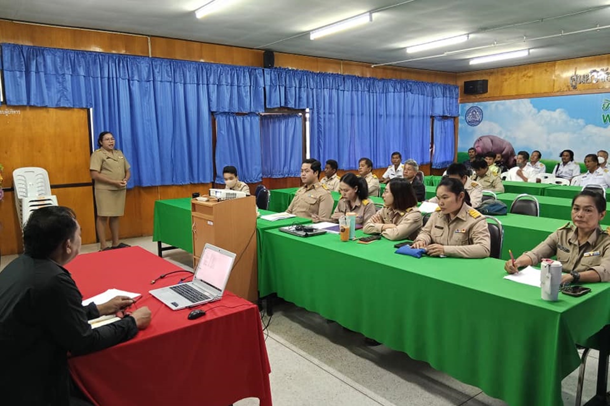 ประชุมบุคลากรของหน่วยงาน เพื่อชี้แจงนโยบาย และระเบียบการปฏิบัติงานราชการ ประจำปีงบประมาณ 2568 ประชุมบุคลากรของหน่วยงาน เพื่อชี้แจงนโยบาย และระเบียบการปฏิบัติงานราชการ ประจำปีงบประมาณ 2568
